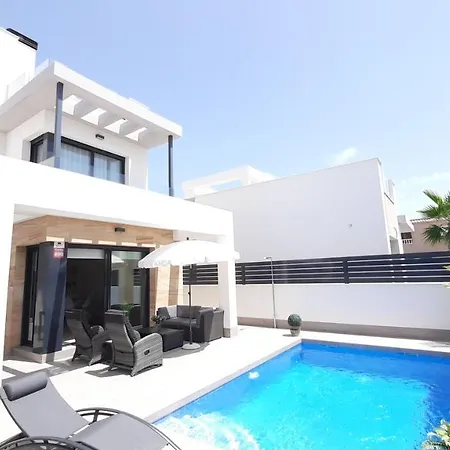 Wilhelmina Torrevieja
